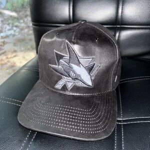 Black San Jose sharks SnapBack